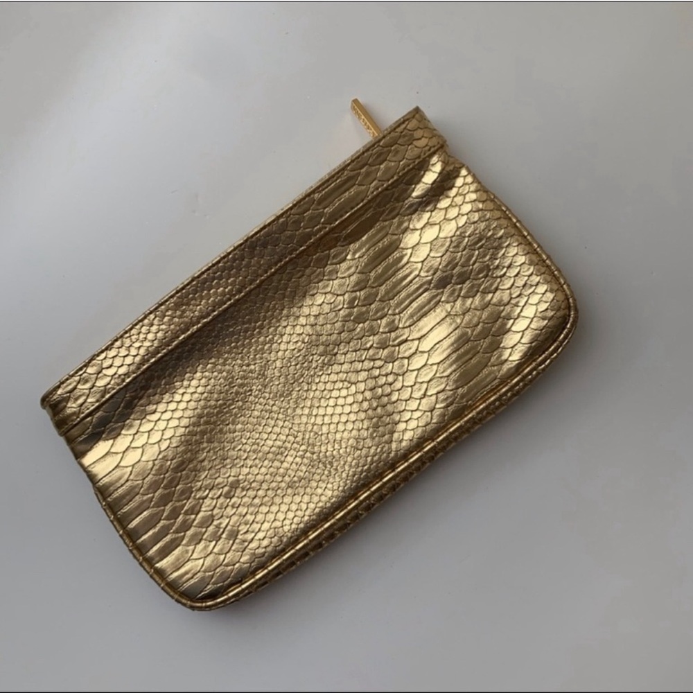 Vintage Guess Gold Metallic Clutch Purse